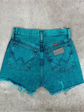 Vintage 90’s USA Wrangler Cutoff Acid Wash Teal Denim Shorts